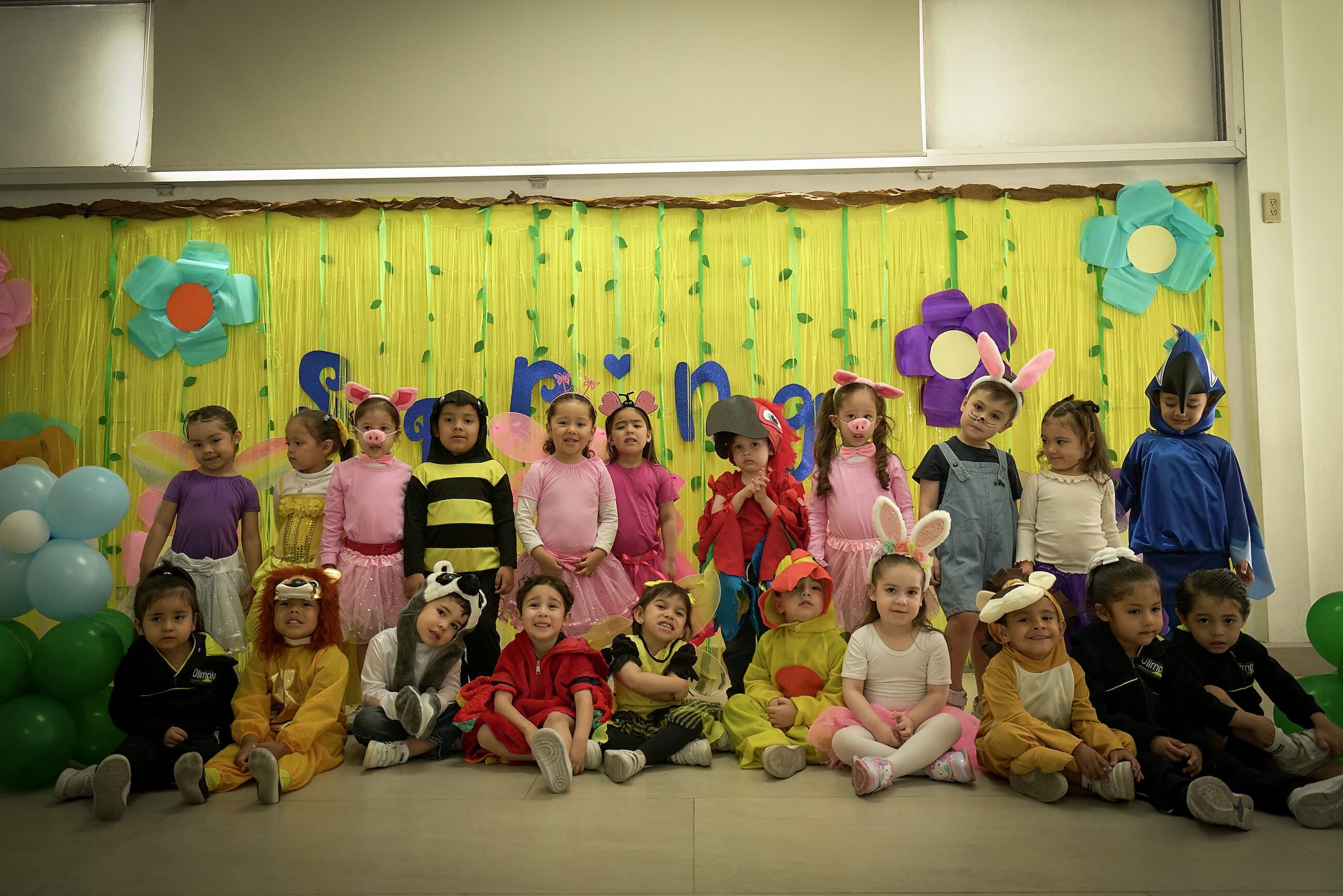 Desfile de Primavera en el Instituto Olimpia