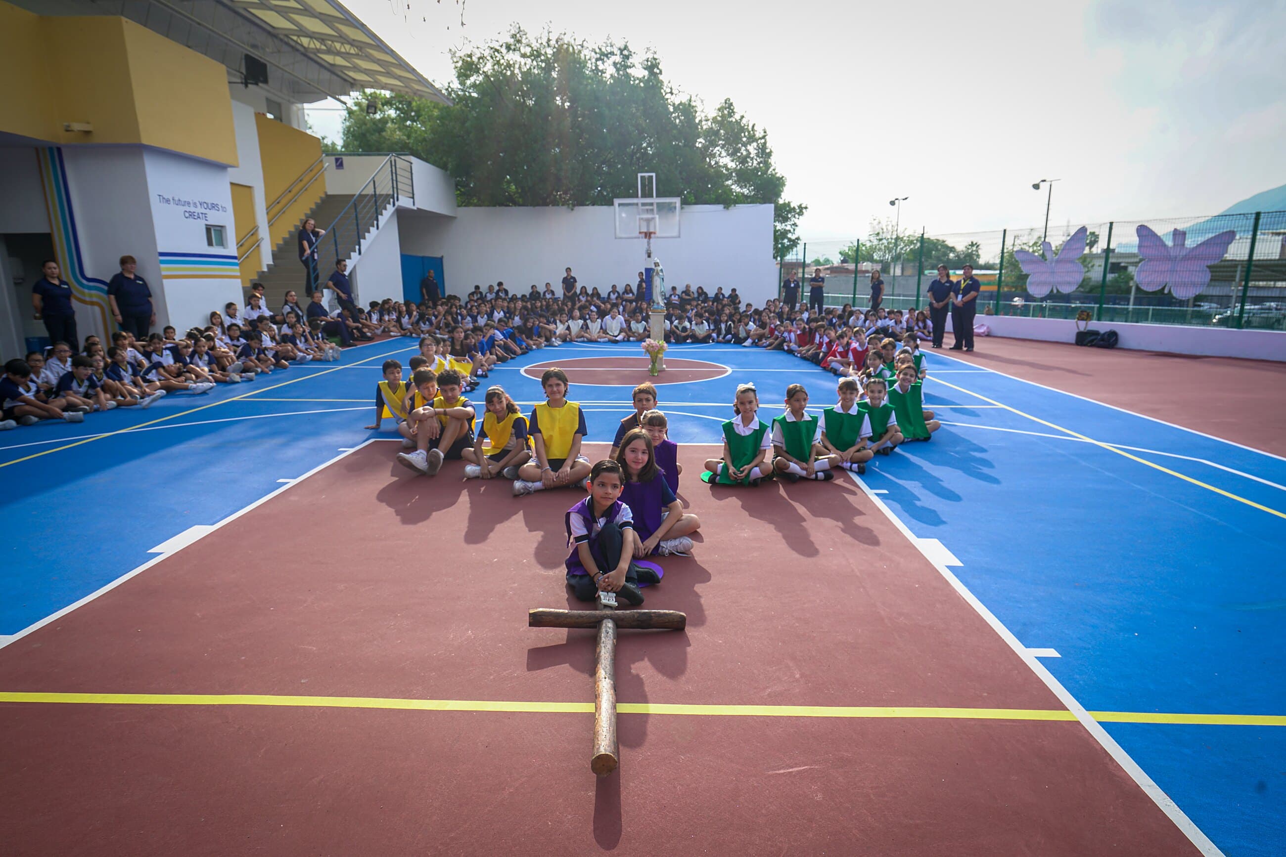 Rosario Viviente en el Instituto Olimpia