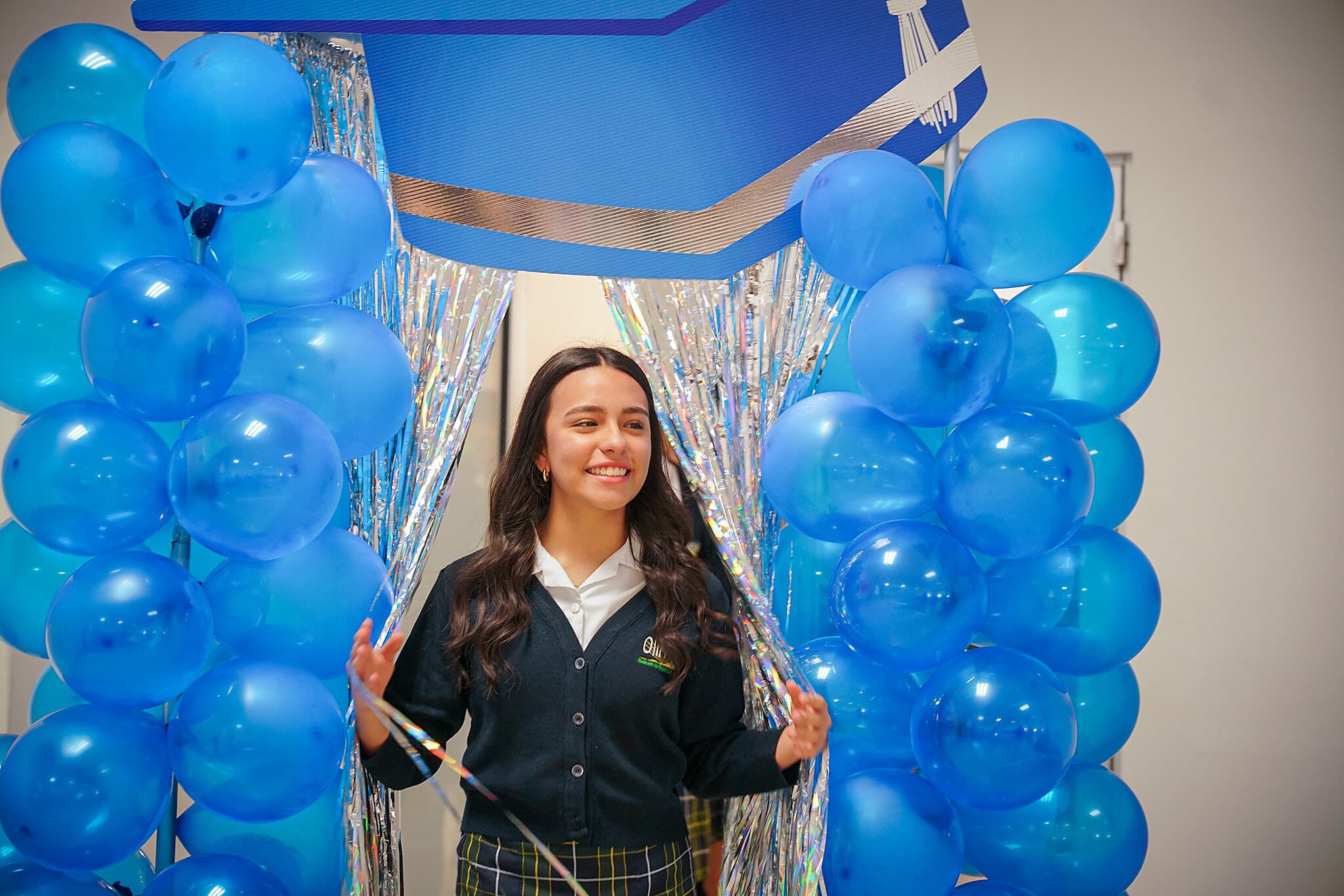 Alumna de Secundaria en su graduación en el Instituto Olimpia